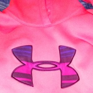 Under armour hoddie